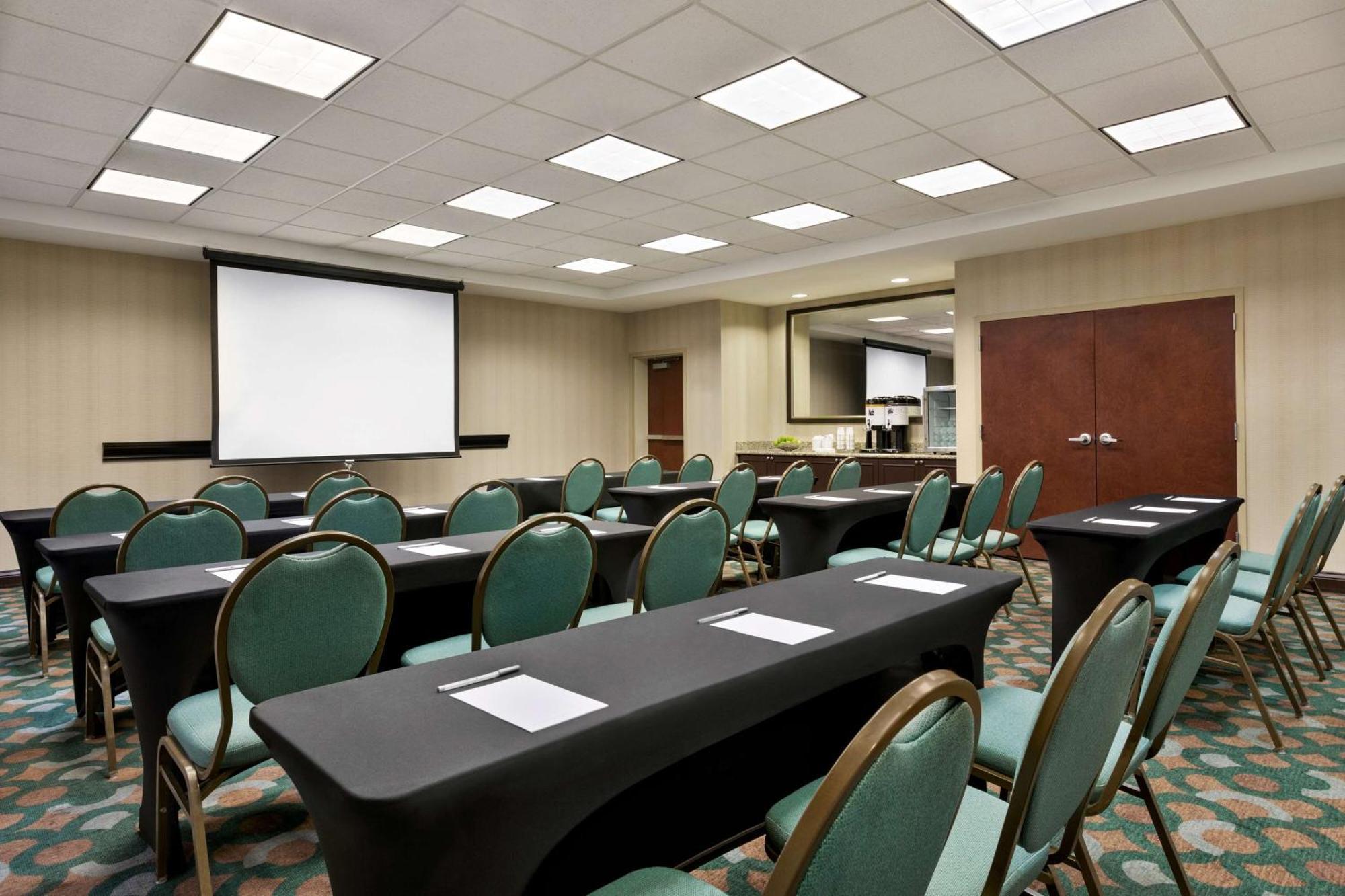 Hampton Inn & Suites Atlanta Airport West Camp Creek Pkwy College Park Εξωτερικό φωτογραφία